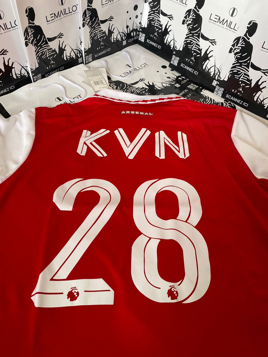 lemaillot__'s tweet photo. Nous proposons des maillots de foot authentiques avec ou sans flocages personnalisés ✨️
📮Livraison gratuite et rapide 
Commande disponible au https://t.co/cSGVjw8sU7 https://t.co/VXnOUpas4h