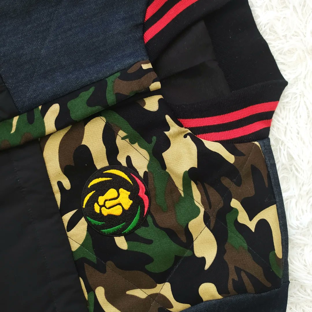 thetribecalled's tweet photo. We are all about the details, from demin camouflage mix, popping red collar and logo to bring the perfect winter puffer jacket.
To order DM or WhatsApp 27 71 890 7623
#WinterCollection #wintersales #streetwear #supportlocal #menswear #mensfashion #buylocal #zim #southafrica https://t.co/xscU8SlVJV
