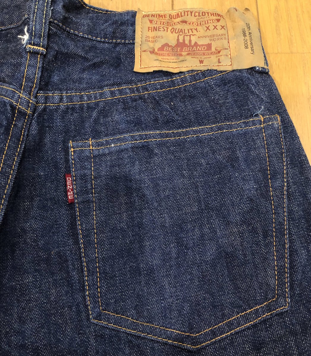 kunn_denim's tweet image. #ドゥニーム 20周年モデル
なーんかパリパリが取れずに穿かずに
かれこれ放置してしまった

今は話題に欠かないブランド
周年モデルとはいえ2008年製造

なんだかんだで歴史あるよね
当時はあんまりリプロダクトもなかったし

#denime
#レプリカデニム
#レプリカジーンズ