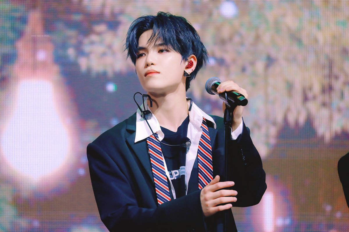 cros_gh's tweet photo. 220425 
#계현 #GYEHYEON 
#베리베리 #VERIVERY https://t.co/l7R7XculR7