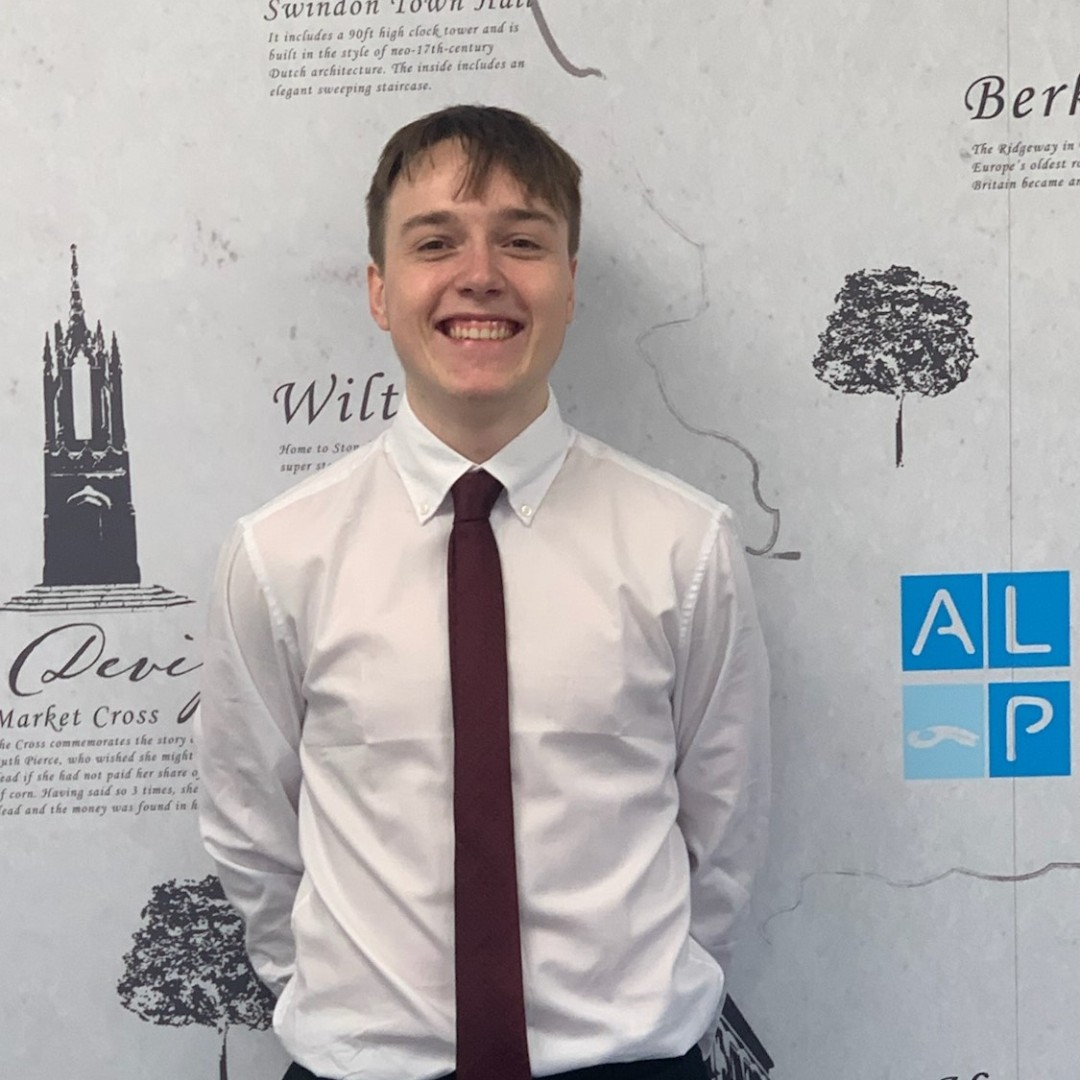 ALPLtdUK's tweet photo. Welcome to the team Luke! We're excited to introduce Luke Carey as our newest #GraduateEngineer at ALP's Hungerford office. Luke is eager to apply his knowledge in real-life projects and learn from our experienced team. #ALPteam #newhire #civilengineering https://t.co/21lBGoykiL