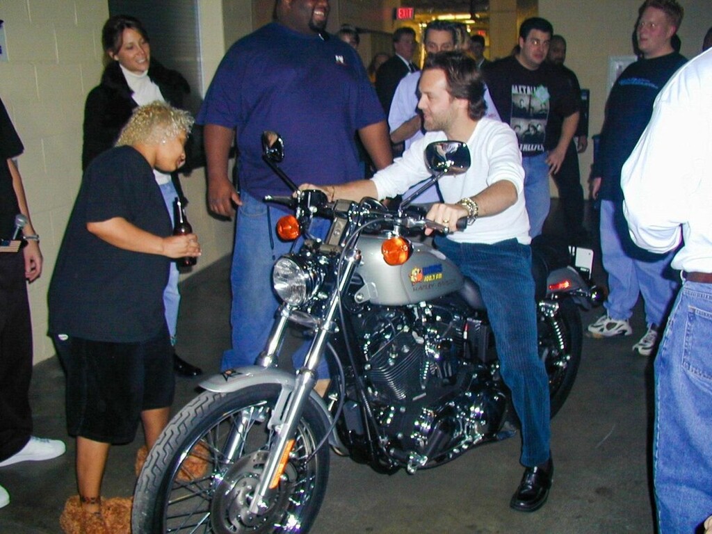 MetallicaKievUA's tweet image. Lars #Ulrich, 1999
#LarsUlrich #Ульріх #ЛарсУльріх #Metallica #Металіка #MetallicaKievUA #MetallicaFamily #MetallicaFamilyUA #MetallicaFamilyUkraine #metfamily #MetFamilyUkraine #MetFamilyUA #MetClubUA #MetClubUkraine #MetallicaClubUA #MetallicaClubUkraine #metallicaclub #m…