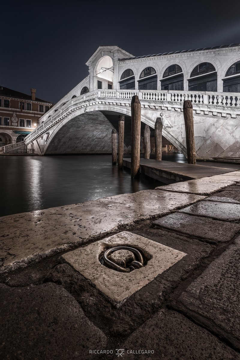 L'anello di Rialto, anche Venezia ha il piercing.
📷 Sony A7III + Sony 16-35mm GM
📆 Aprile 2023

#Venice #venezia #VeneziaPerImmagini #rialto