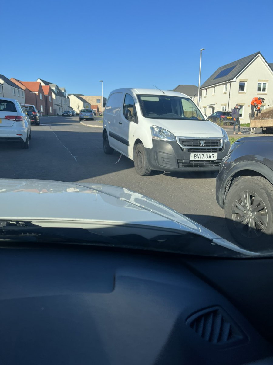 smashleymcg's tweet photo. @morrisonbuilds Every day this is becoming an issue with contractors parking in the housing estate. There is an overflow car park for this. Road has been blocked since 8.15am @ELCouncil https://t.co/jgBAep662f