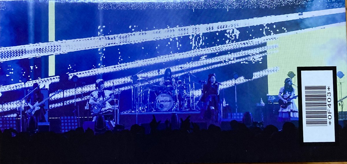 room21110's tweet photo. ガーデンシアターお給仕の発売日は明日じゃなかったっけ🤫
#bandmaid https://t.co/XJPURaxOvZ