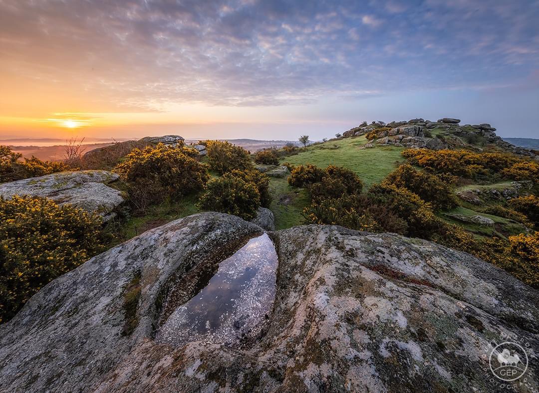 guyedwardes's tweet photo. Sunrise over the moors of Cornwall taken earlier this week whilst exploring new locations.
© Guy Edwardes Photography
#visitcornwall #visitbritain #cornwalllandscape https://t.co/bJArI2fakc