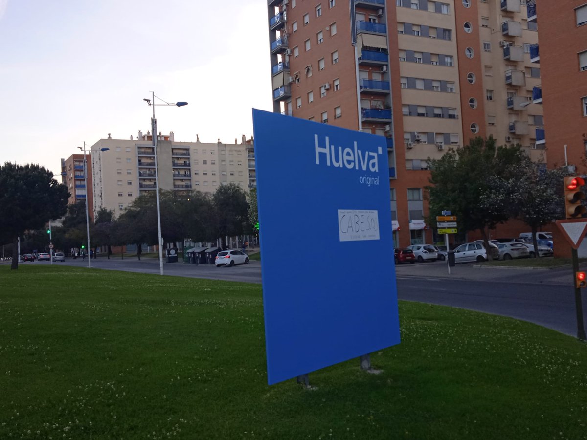 HuelvaTeMira's tweet photo. #Huelva es original por sus #Cabezos.

Pero están amenazados por planes urbanísticos municipales desfasados, insensibles (esperamos que dentro de poco sean declarados planes ilegales por el TSJA).

#CabeSOS https://t.co/SWZzWKphxZ