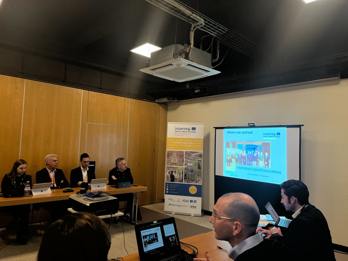 The RIGHTWEIGHT final event has started! 💡

<a href="/TPACNL/">theTPAC</a> is giving the introduction and welcome speech to start off the day. Join us here: us06web.zoom.us/j/81073256176?…

<a href="/JECComposites/">JEC Group</a> I <a href="/INTERREG_NWE/">Interreg NWE</a>