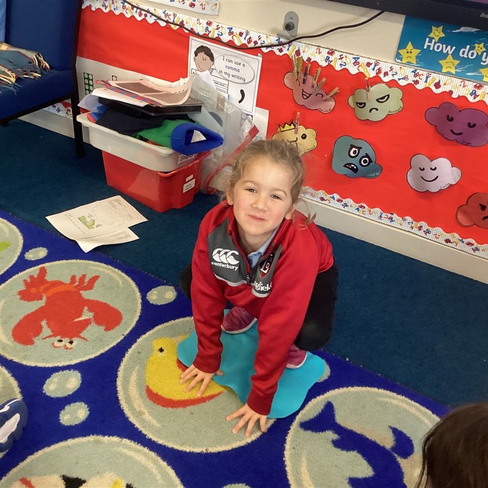 LingfieldPrep's tweet photo. In English, Year 2 found out the ending to 'The Tadpole's Promise'. They considered what the frog would be thinking and acted it out.

#year2 #keystage1 #englishlesson #lingfieldcollegeprep https://t.co/MwAgJhKPz6