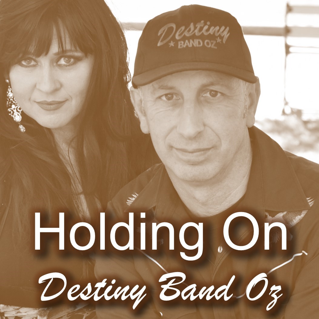 PodMusicnow's tweet photo. On todays show we have @DaveSheriff @HurricaneHighwy @destinybandoz @mbotteband @iamlaurenmorrow @JimmieAllen @littlemenmusic @mrjeffcatto and loads more.
So join me at 5pm (UK Time) on @RidgeradioUk for some great music https://t.co/1GBwhBR7lU