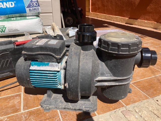 zaqueo8's tweet photo. Vendo "Bomba piscina 1,5 cv espa" en #wallapop https://t.co/CWNsoXoZmm https://t.co/7Fd7lhUfXF