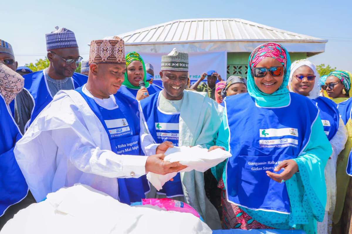 MalcolmAlkalee's tweet photo. #WorldMalariaDay2023: In Africa, we are witnessing successes in fighting malaria esp. now that we have newer tools such as vaccines to end malaria. As the Net Champion of Kebbi State, H.E @DrZSB has been at the forefront of fighting malaria in Kebbi and beyond. Not long ago, the @KBStGovt equipped 527 Health Facilities across Kebbi with Malaria Testing Kits, free drugs for malaria treatment and supported the distribution of over 2.8 million Insecticide Treated Nets in the State. God bless the First Lady of Kebbi State🙌🏻