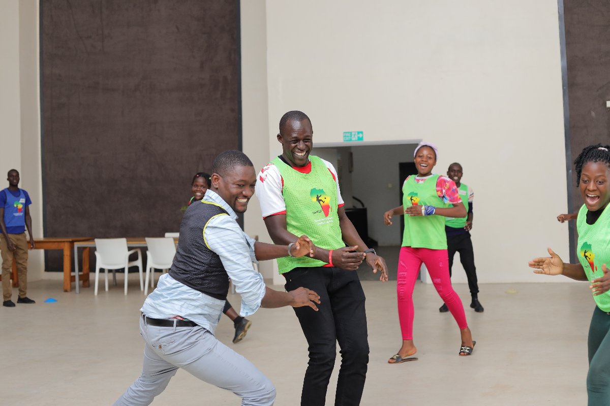 tbf_ug's tweet photo. Ole leading the sports demonstration session.
The Youths have been actively engaged in a team-building game. And also gone through a coaching on manners and representation.
#GameUpForChange
#SFDWeek https://t.co/WvlH7qkckb