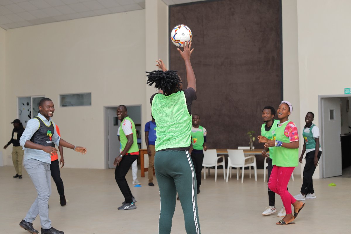 tbf_ug's tweet photo. Ole leading the sports demonstration session.
The Youths have been actively engaged in a team-building game. And also gone through a coaching on manners and representation.
#GameUpForChange
#SFDWeek https://t.co/WvlH7qkckb