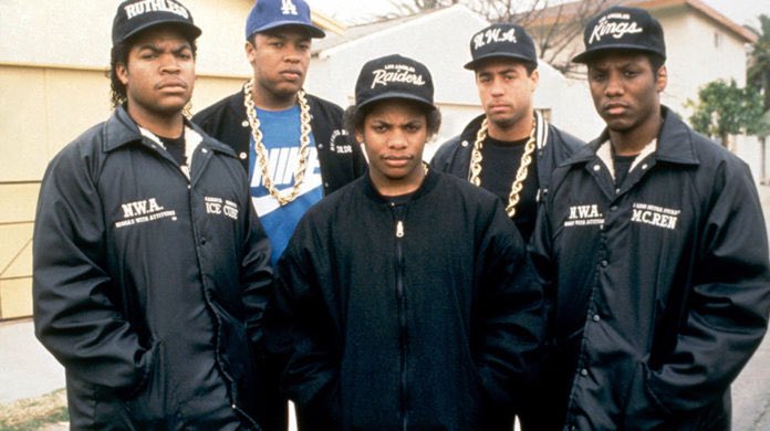DaysMentality's tweet image. Which groups music impacted your life more? 
Which group has the greater historical impact on hip hop?

NWA or Public Enemy? 
#HipHopDiscussions