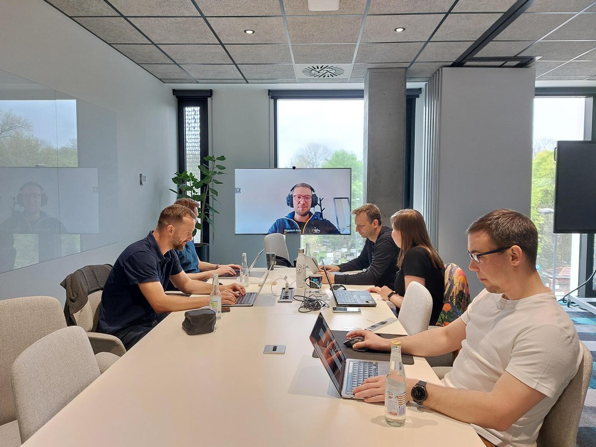 ringpublishing tweet media
