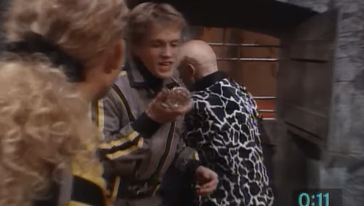 PhilNewtonE's tweet photo. When the #MegaCrystal cameo'd in the original #CRYSTALMAZE series !!!!💎
#channel4 https://t.co/b6gLKTWiaA
