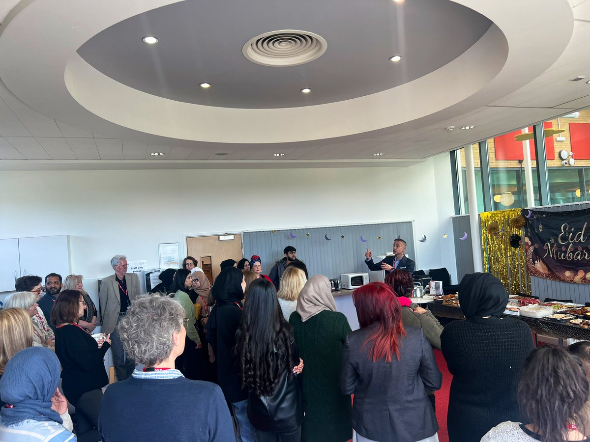 LutonSixthForm's tweet photo. As part of our college family ethos, we wanted to celebrate Eid together! 
A HUGE thank you to those staff who laid out an Eid brunch for us all to indulge in!

This really was something special.❤️

A special shout out to @Chaiikhanacafe for the pink tea 🫖- what a treat! https://t.co/bsXlBFpY2u