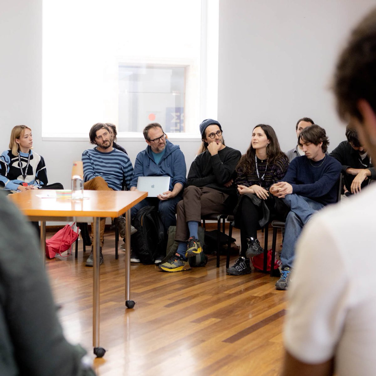 DAFilmLabBCN's tweet photo. 💚Mas buenas noticias!🌲

Nos encanta ver que tras su paso por el #DAFilmLab UN ARBRE ES UN ARBRE estara en @mdf_cannes  

🦠🎞️Un ensayo filmico apabullante que reflexiona sobre lenguaje, naturaleza y la especie humana - y que esta llamado a grandes cosas!

Enhorabona equip! 🫶 https://t.co/b5tsGvRXv0