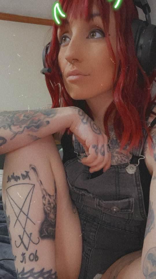 Blackxdahlia88 tweet media