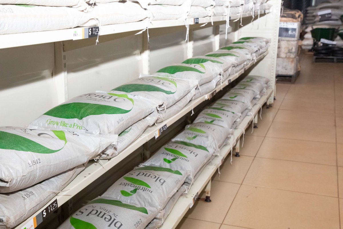 NutrimasterZim's tweet photo. Nutrimaster and Profeeds are celebrating the Official Opening of Profarmer Zimbabwe Dzivarasekwa. Farmers can now purchase Nutrimaster fertilisers and Optichem agrochemicals locally. Congratulations Makorokoto Amhlope
#Nutrimaster #growlikeapro #optichem #optimisingyourgrowth https://t.co/ajCpB2CStw