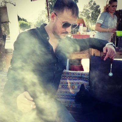 RamanSuat's tweet photo. #YeniProfilResmi https://t.co/BlssYcwlup