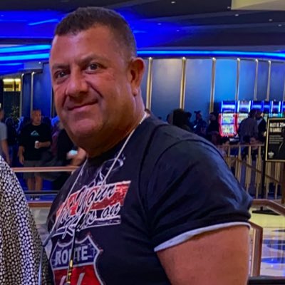 drewlieb11's tweet photo. #NewProfilePic https://t.co/9GQxQ56vJj