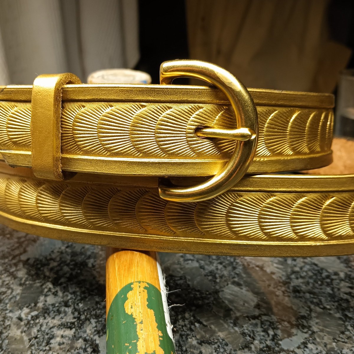 chestnutcrochet's tweet photo. Sharing for Lawrence Carter

Really love this, from the Etsy shop AcrossLeather. https://t.co/8bvziu7Bwa #etsy #handmadebelt #handmadegoldbelt #goldscallopbelt #womensfashionbelt #statementbelt #womensgoldbelt #mensgoldbelt #womensscallopbelt #mensscallopbelt https://t.co/jNUEgTHUId