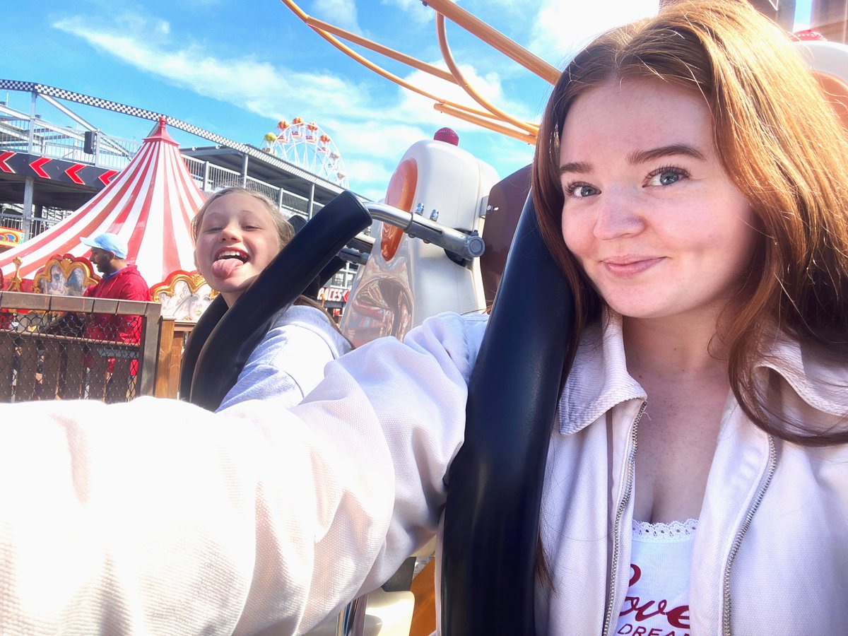 Befriendachild's tweet photo. My #befriendee wanted to try every ride at @CodonasAberdeen to find her favourite. We must’ve been on each one at least three times so far!

She has grown so confident since we were first matched 💛

#Charity #Befriending #Volunteering #Aberdeen #Codonas #SocialMediaTakeover https://t.co/AltuISAY4W