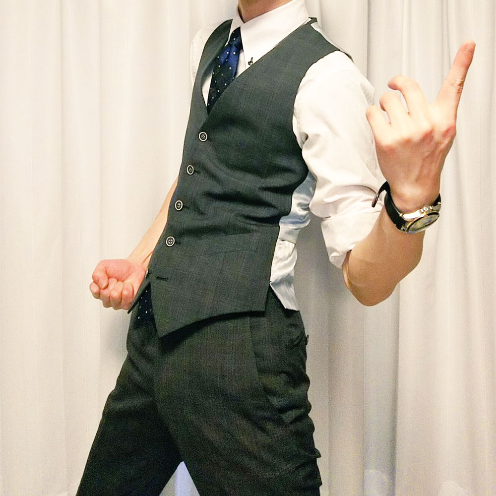 konomuraZ's tweet image. インスタ再掲第11弾。    
ベストのあれこれ。      

#そうだスーツ着よう 
#drawingreference