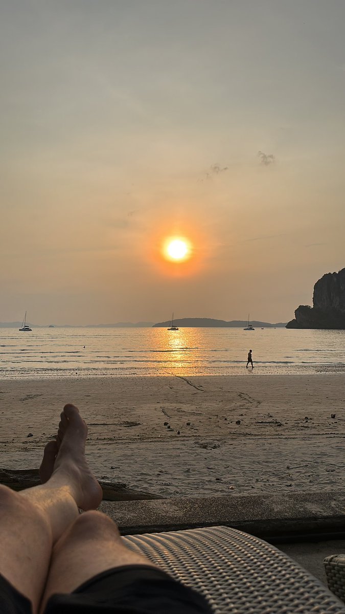 jooonathnnn's tweet photo. Paradise https://t.co/rWlr7hICwF