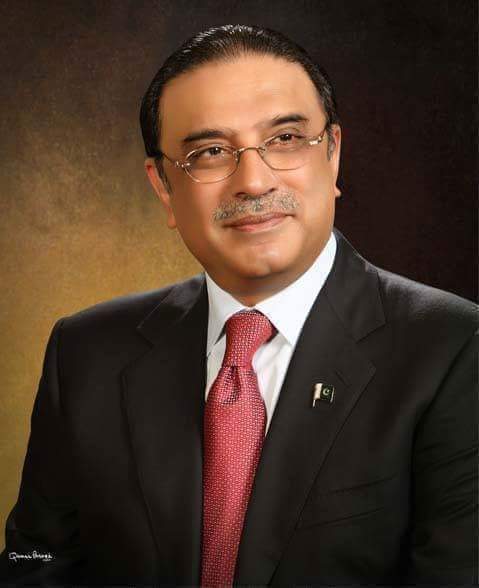 IshaMemon4's tweet photo. President @AAliZardari has directed the Sindh Energy Department to expand the solarisation programme and try to install solar panels in every house of the province so that people could get rid of expensive electricity and loadshedding. https://t.co/opEbsj3G1F