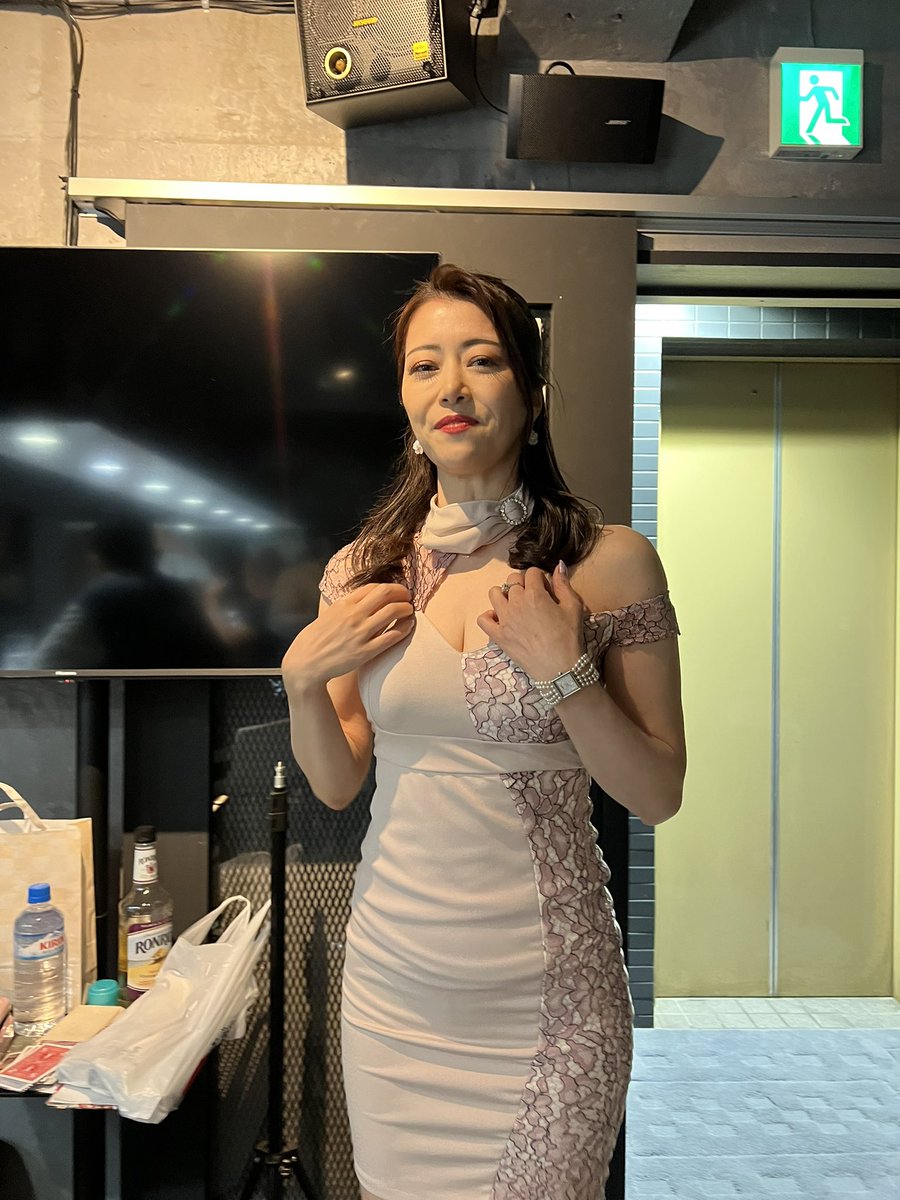 ソアラ on X: また来月💙 t.coI2jaED0Nbk  X