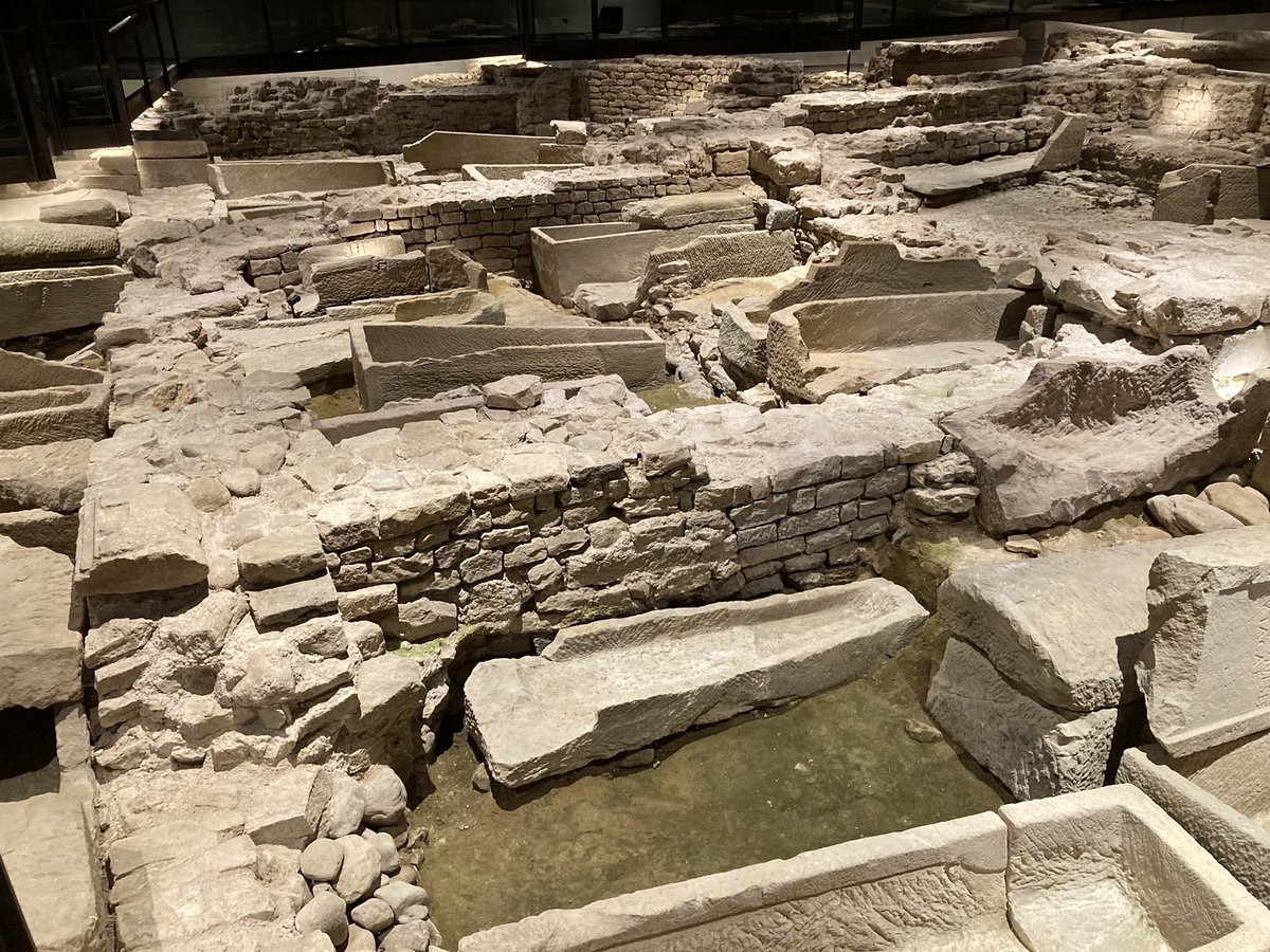 Journée culturelle pour les 3PM du <a href="/LumiereLycee/">Lycée Lumière</a> Ce matin, visite de l’Ecclesia. Merci à <a href="/Luxeuiltourisme/">Office de Tourisme</a> <a href="/FiletPierre/">Pierre Filet</a>. <a href="/MalauriePrincet/">Princet Malaurie</a> <a href="/acbesancon/">Académie de Besançon</a> <a href="/LonchamptGilles/">Gilles Lonchampt</a>