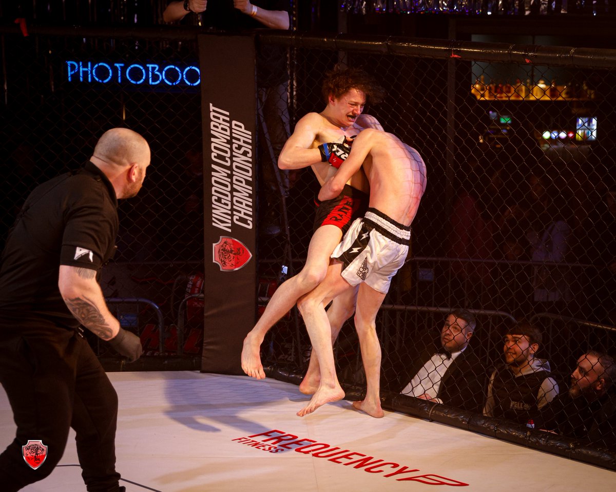 KingdomCombat's tweet photo. Incredible first-round victory and Kingdom Debut performance from JJ Miller. Finished with a Guillotine.

-
📸 WATCH JJ on YouTube https://t.co/3IOGLcV9Zg

#mma #mmafighter #mmatraining #mmaworld #mmalifestyle #mmafighters #mmafighters  #mmanews https://t.co/vYY7XKtCJP