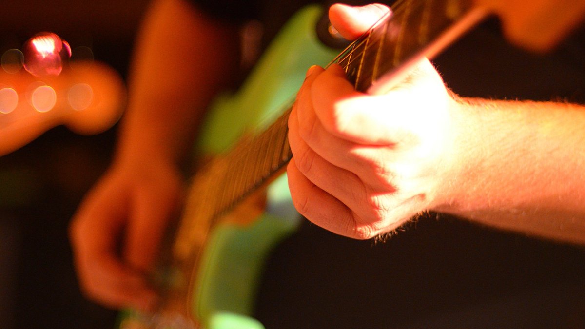 Unsere verbändeübergreifenden Empfehlungen für #Honoraruntergrenzen liegen vor! 
#DMR Generalsekretär <a href="/HoeppnerKV/">Prof. Christian Höppner</a>: „Es ist höchste Zeit, den oft prekären #Einkommenssituationen von Freiberuflichen ein Ende zu bereiten!" Die ganze PM samt Empfehlung auf: t1p.de/topbv.