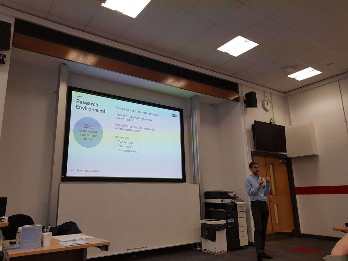 SarahELloyd24's tweet photo. How are @discoveryresearch @wellcometrust grants assessed? @ThomasBray12 explains and offers some top tips for attendees at our regional event Yorkshire and North-East  @UniversityLeeds https://t.co/4Ez2aohj3i