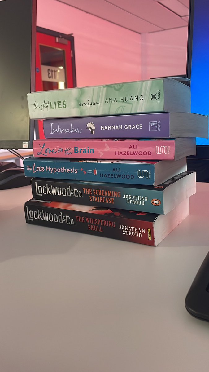 the average college day consists of my stack of books next to me at all times
#booktwt