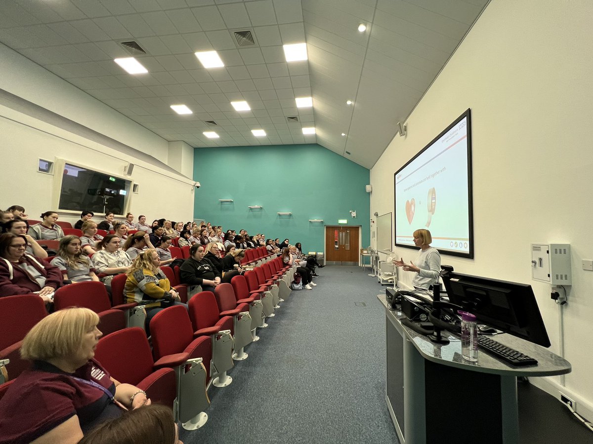 Strong start to the week with guest chairing our Health Inequalities Forum - 4 clinicians and leaders sharing with 40colleagues on advocacy&amp;how we are actively reducing inequalities, then a lecture with <a href="/ClairScaife/">Clair Scaife</a> to 75 final year children’s nurses at SHU on Quality Improvement