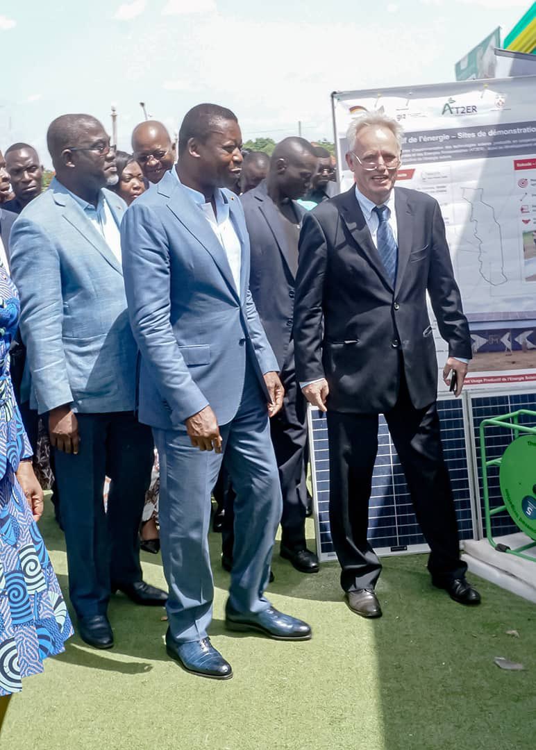 IngeBaumgarten's tweet photo. #FoPAT, le Forum des Producteurs Agricoles 🇹🇬, vient d’être clôturé dans la région Kara. Pour l’équipe UE 🇪🇺 la #GIZ 🇩🇪 a proposer aux agriculteurs des solutions innovantes: pompes solaires pour l’irrigation des champs. Vers une agriculture durable: Produire au Togo pour le Togo! https://t.co/FiI2cZrbSE