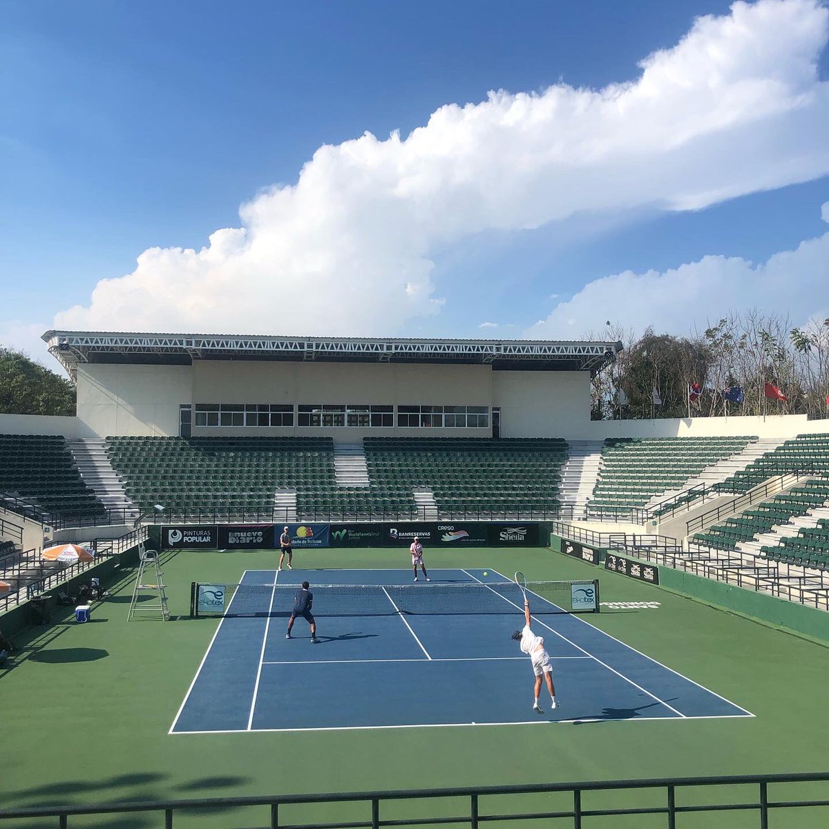 maxmazatf's tweet photo. Retour de tournois @worldtennis , de supers moments humains et sportifs, Ranking 1951 > 1651 au 24/04
🇫🇷Avignon 🇫🇷Colomiers 🇩🇴Santo Domingo 🇩🇴Santo Domingo 🇲🇶Le diamant
Merci à tous nos sponsors et aux membres du Staff

#mmcoaching #tennis #tecnifibre #lacoste #martinique #france https://t.co/ODYQHXZxPV