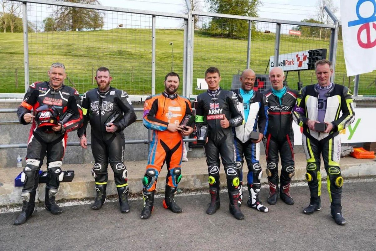 Army Motorcycle Road Race Team tweet media