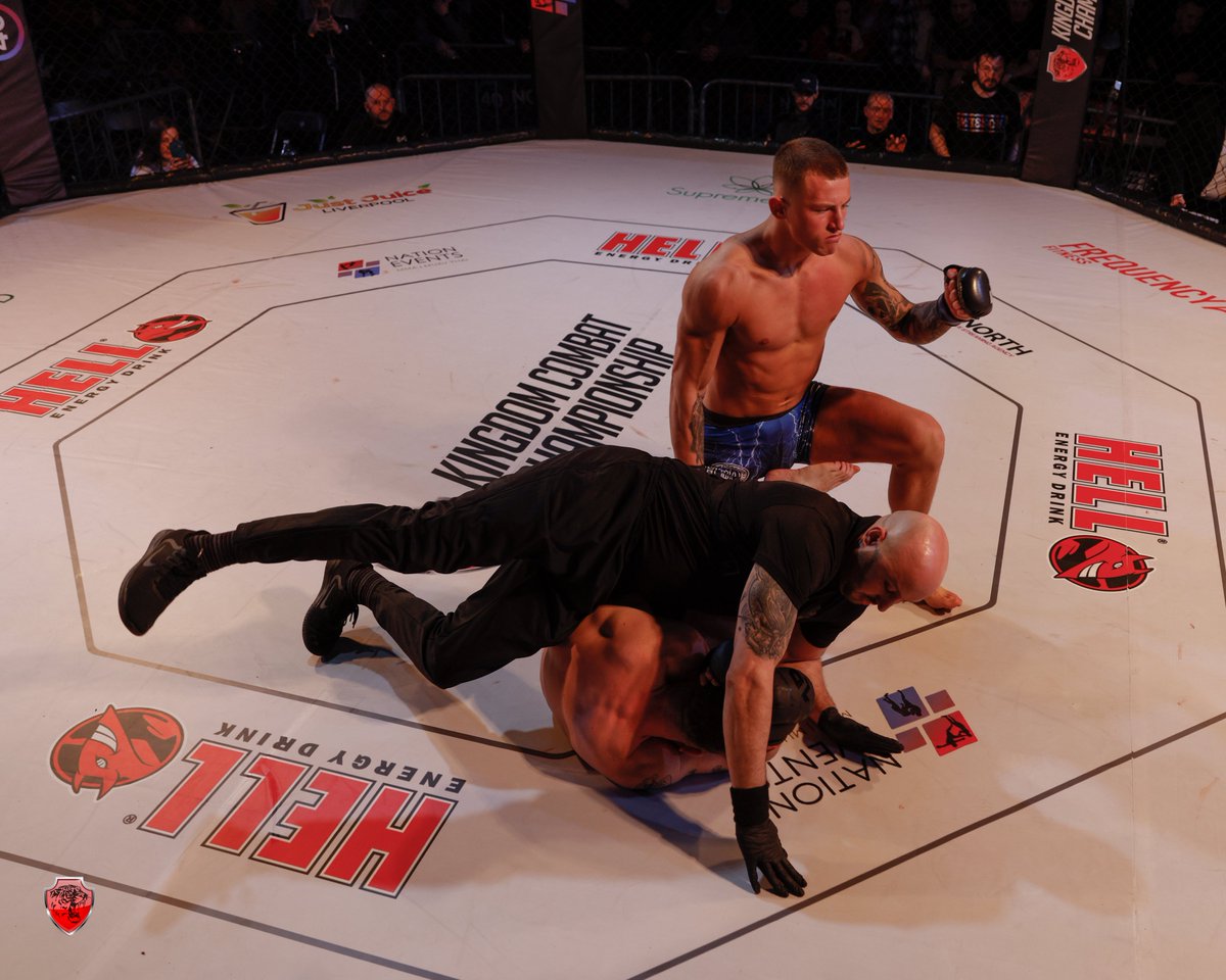 KingdomCombat's tweet photo. With the quickest finish of the night ‘Blink and you missed it’ Jack Mcleod took the victory by TKO in 8 seconds of round 1. This one has to go into the Kingdom Record Books.
-
📸 WATCH Jack Mcleod on YouTube https://t.co/IHZMhIhKlf

#mma #mmafighter #mmatraining #mmaworld https://t.co/WUKeEBUsU3