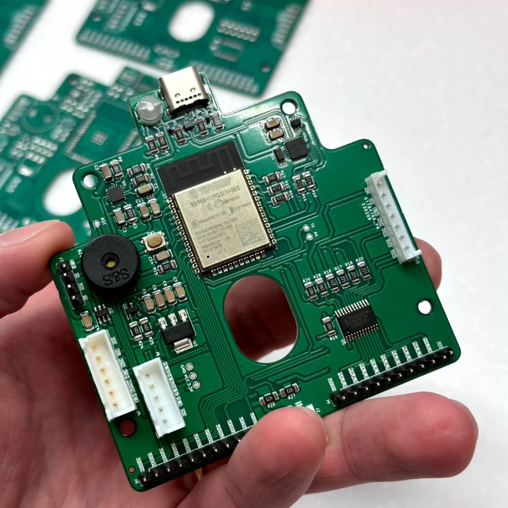 Completed this project recently. It is a ESP32 based PCB with ESP-NOW capability enabled. The PCB was produced and tested all the functionalities as described by the client. For such designs and others,contact me.

#pcb #pcbdesign #iot #eap32 #esp32steamakers #hardwaredesign