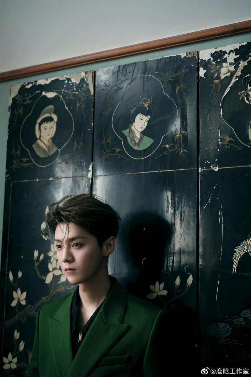 Beloved LUHAN tweet media