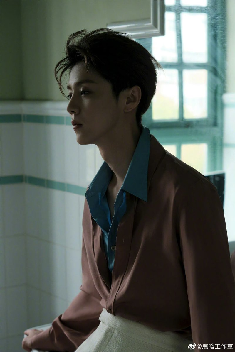 Beloved LUHAN tweet media