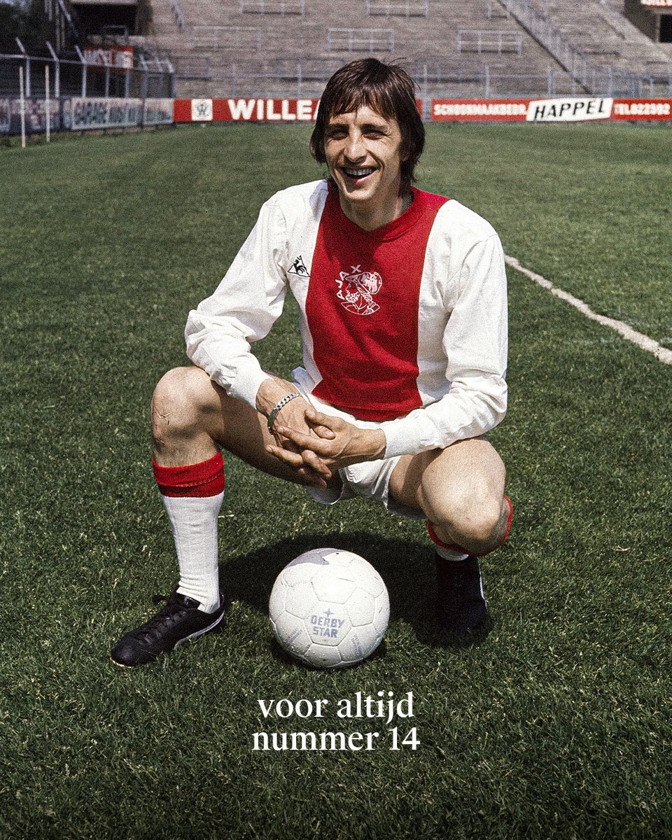 vdsar1970's tweet photo. Exactly 76 years ago a true Ajax legend was born 🙏 https://t.co/6jK2ZR0GTH