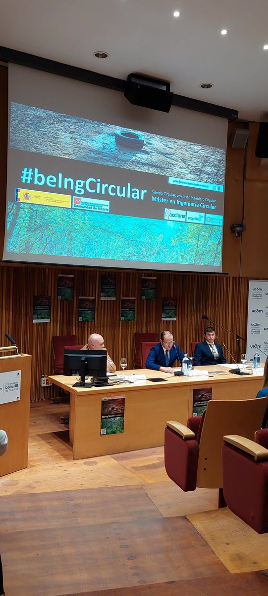 parqUC3M's tweet photo. Acompañando la apuesta de la #uc3m por #beingCircular, un nuevo master que incorpora la sensibilidad de la @uc3m por la #sostenibilidad y la transversalidad de su conocimiento. Cuenta con la colaboración de empresas e instituciones....hilo https://t.co/JZlb0tRJrT