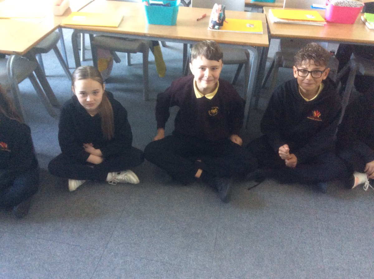 EastfieldPSHull's tweet image. #6RT enjoying a class debate in our R.E lesson about the meaning of life #epsre