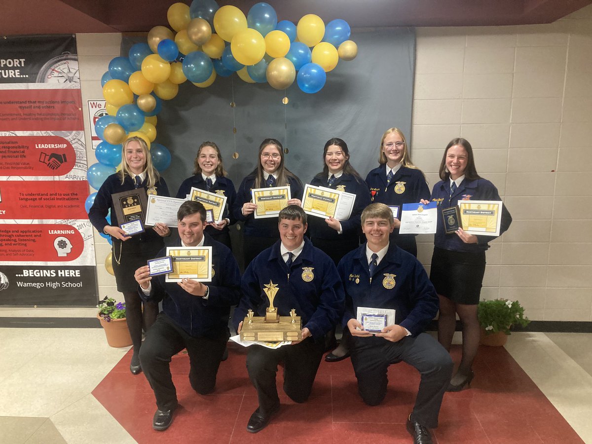 holtonFFA's tweet photo. Congrats to our members on an outstanding NE District Banquet. 1st Place Chapter in CDE Sweepstakes, Maddy B Elected District Reporter, 4 District Stars, 6 Proficiency Winners, Numerous CDE Winners Recognized. Great job everyone. #weareholton https://t.co/LQzLZqFyWe